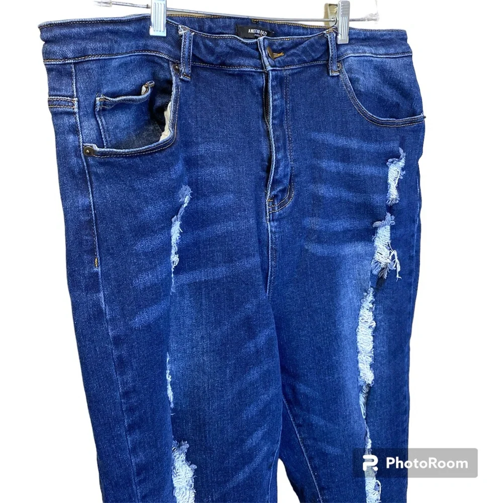 American Bazi Dark Wash Distressed Jeans Size 3X